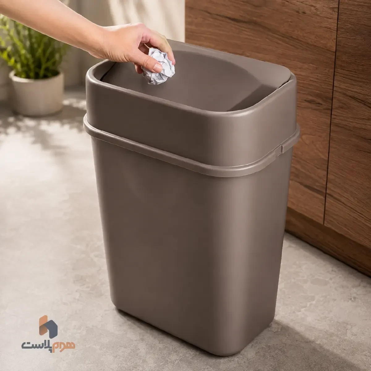 سطل زباله بادبزنی ۳۰ لیتری